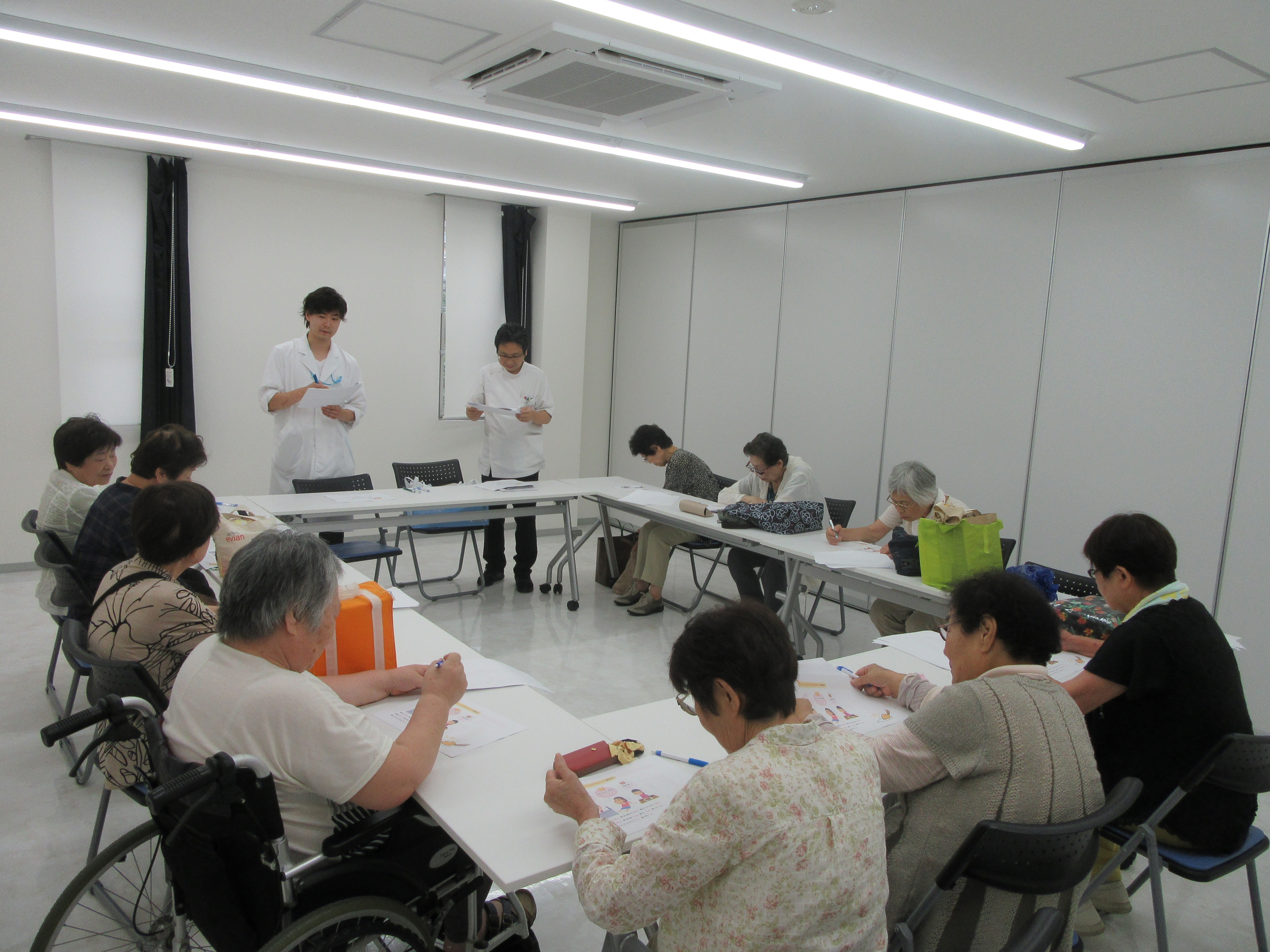 7月23日(火)実習生がお話させていただきました。